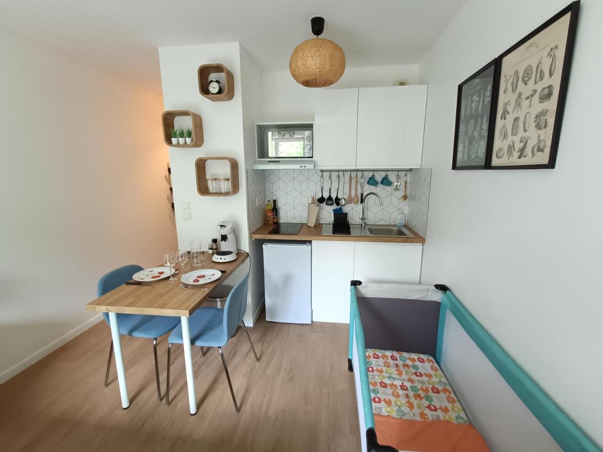 Apartment Cosy Neuf + Lit Bebe A 4 Minutes Rer A